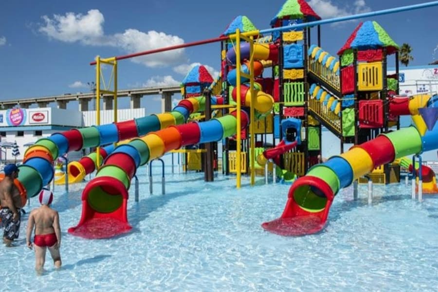 Acquapark Onda Blu: Fast Track Ticket, Tortoreto Lido