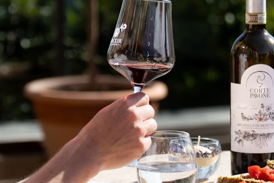 コルテ・パヴォーネ・ワイナリー・エステート:モンタルチーノワインテイスティング, at Corte Pavone Winery Estate, Montalcino