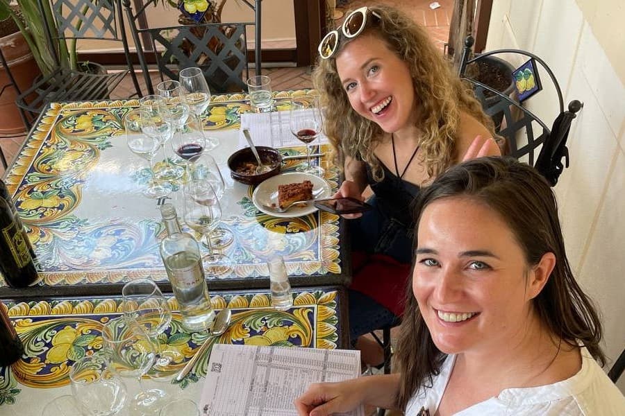 Small-Group Tuscany Horseback Riding & Winery Tour with Lunch  and Wine Tasting, Parking Oltrarno