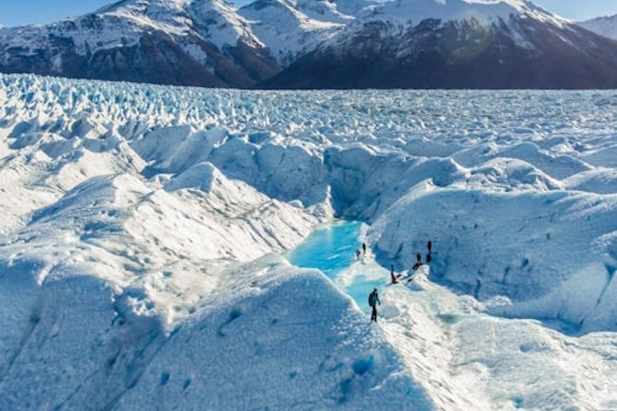 Perito Moreno Glacier: Ice Trek + Roundtrip Transfer, El Calafate