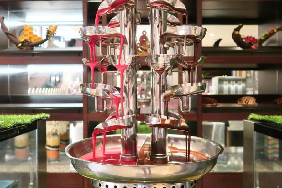 Buffet Lunch or Dinner at Crescendo Anantara The Palm, at Food & Drinks Dubai
