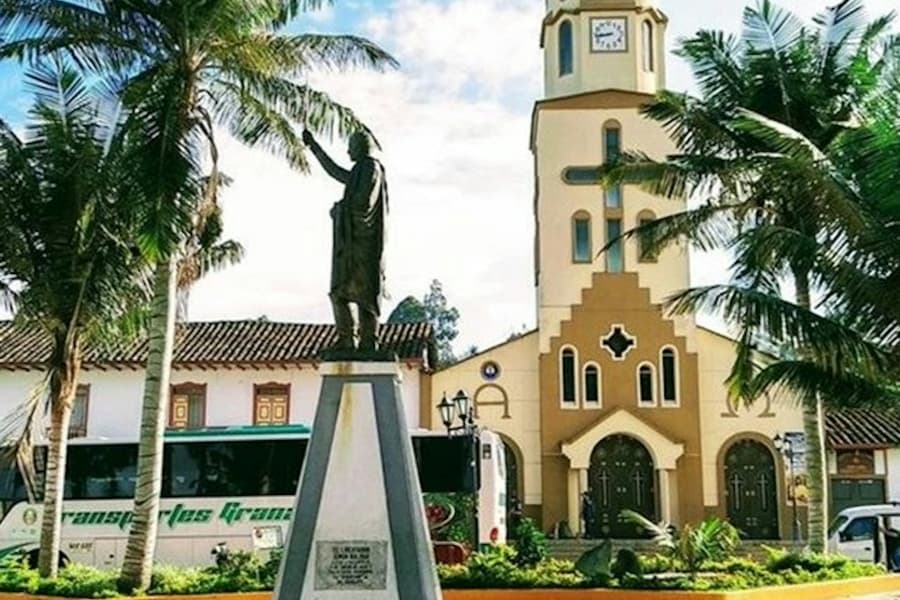 Salento & Cocora Valley: Guided Tour from Pereira, at Day Trips from Pereira, Pereira