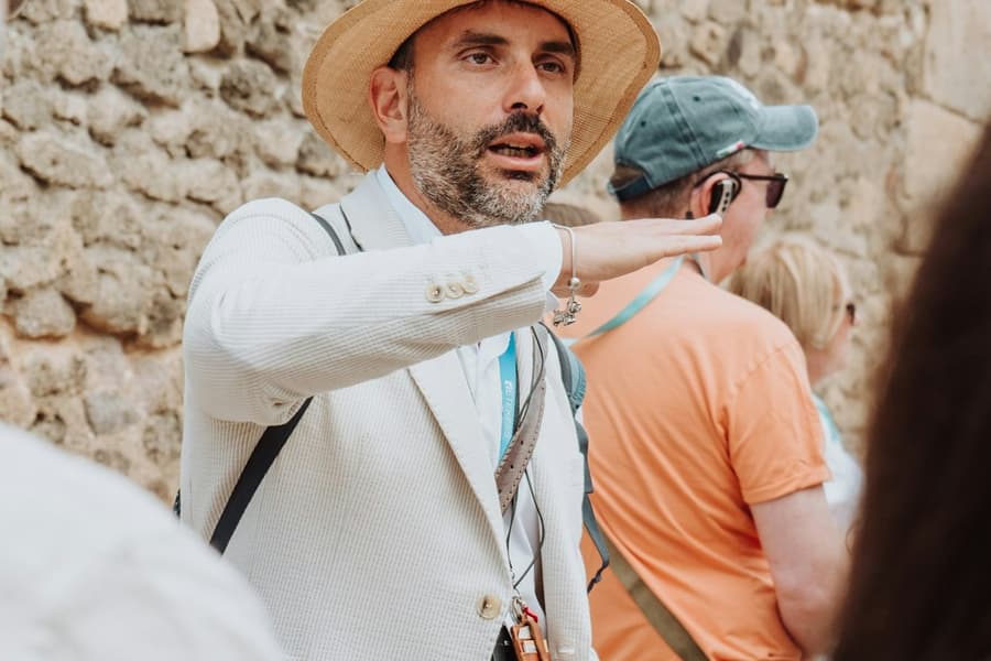 Pompeii & Herculaneum: Fast Track Ticket + Guided Tour, Pompeii