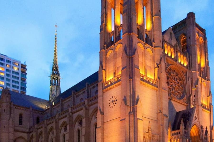 Grace Cathedral: Entry Ticket + Self-Guided Tour, at Grace Cathedral