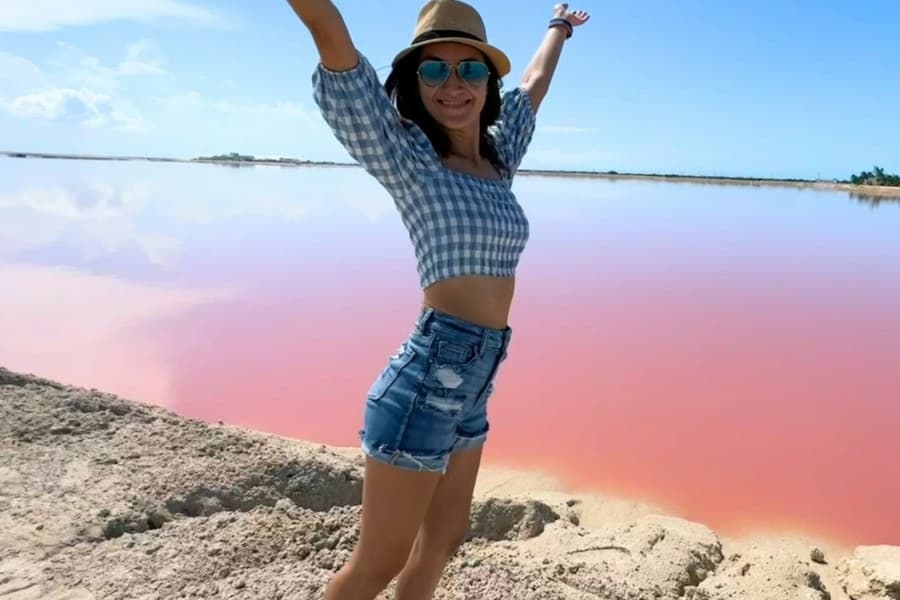 Río Lagartos & Las Coloradas: Guided Tour, Lunch with Drinks + Transfer, at Las Coloradas Day Trips from Cancún, Tulum