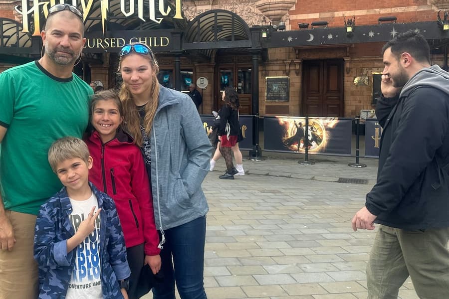 London: Harry Potter Private Black Cab Tour + Hotel Transfers, at Harry Potter Tours