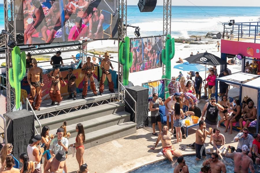 Coco Bongo Cancun: Beach Party, at Coco Bongo Cancún, Cancun