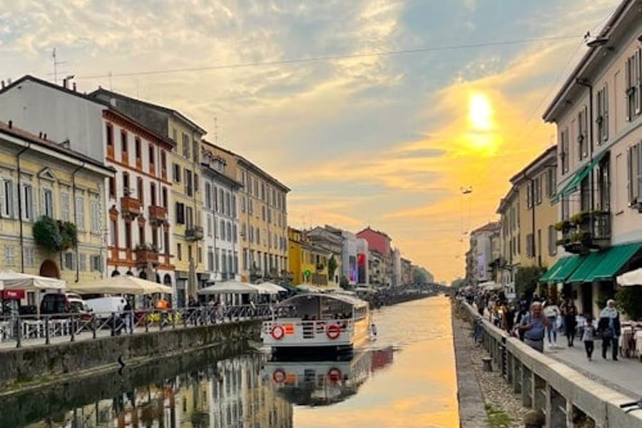 Milan: Navigli and Darsena Boat Tour, at Milan Cruises