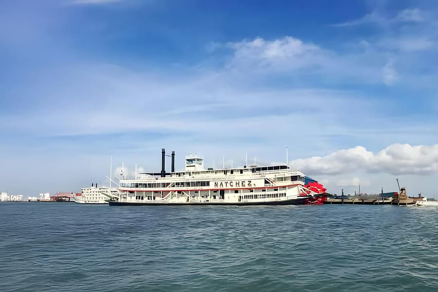 Steamboat Natchez Sightseeing Jazz Cruise, New Orleans