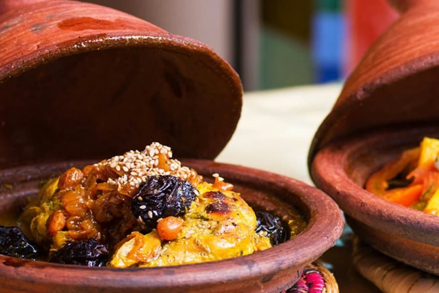 Agafay Desert: Guided Tour from Marrakesh + Lunch + Pool Access, at Marrakesh Food & Drinks