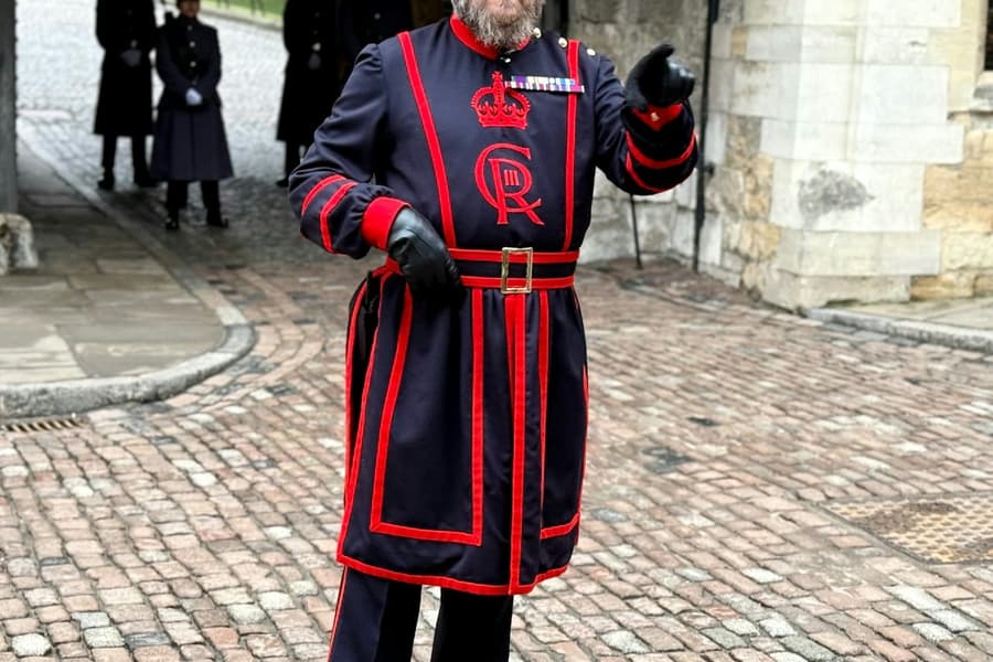 Tower of London: Early Access + Opening Ceremony + Boat Ride + Westminster Tour tickets at Tower of London