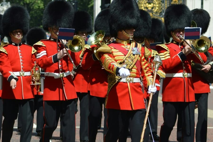 London: Changing of the Guard Walking Tour, at London Walking Tours