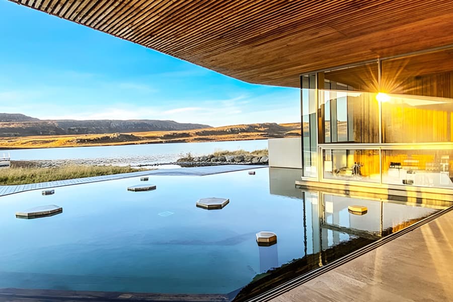 Билети за вход в термални бани Vök, at Vök Baths, 8H33+G5 Fellabær, Reykjavik