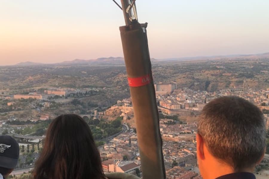 Toledo: Voo de Balão de Ar Quente com Pequeno-almoço e Cava, Toledo