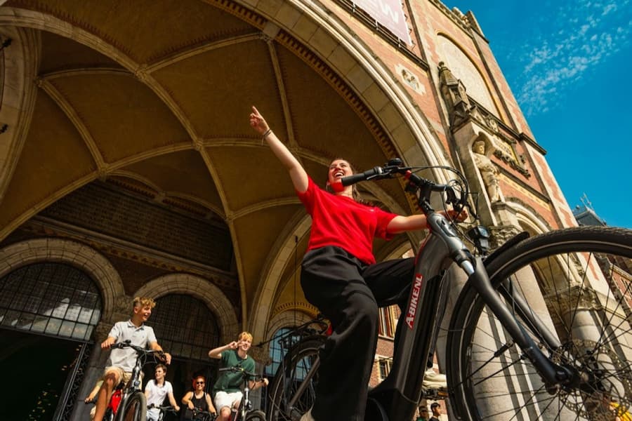 Amsterdam: E-bike Highlights, at Amsterdam Bike Tours