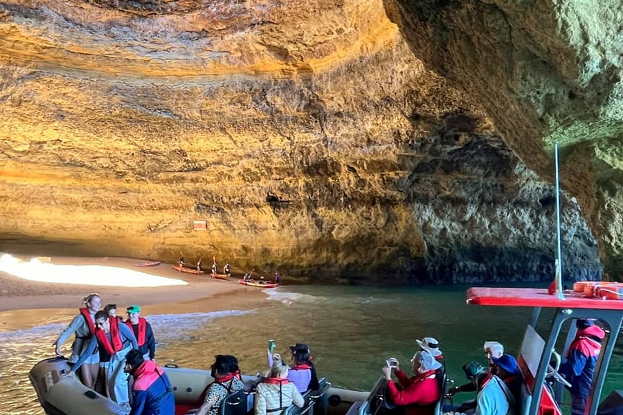 Benagil Caves: Guided Boat Tour from Lagos, Portimao