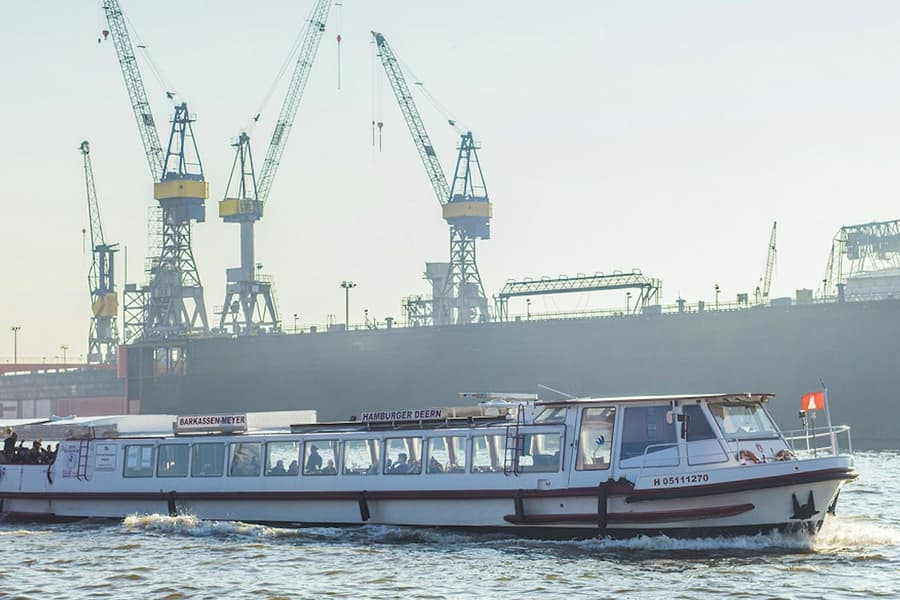Hamburg: 2-Hour Cruise + Audio Guide tickets at Hamburg Boat Tours