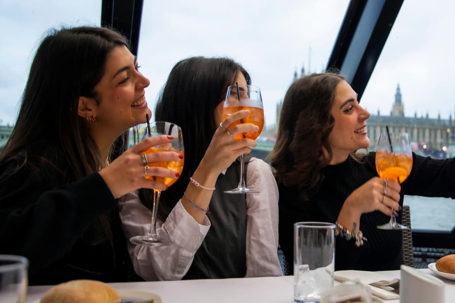 London: River Thames Lunch Cruise, at Thames River Cruises