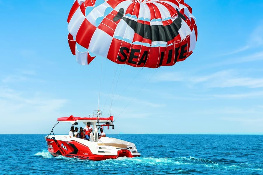 Dubai: Palm & JBR View Parasailing Experience, at Dubai Watersports