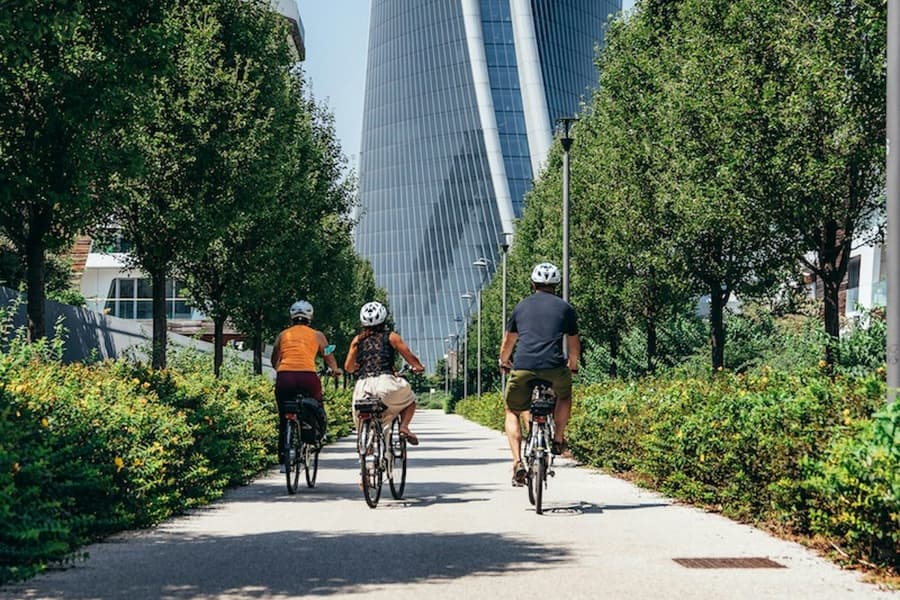 Milan: Grand City Highlights E-Bike Tour, at Milan City Tours
