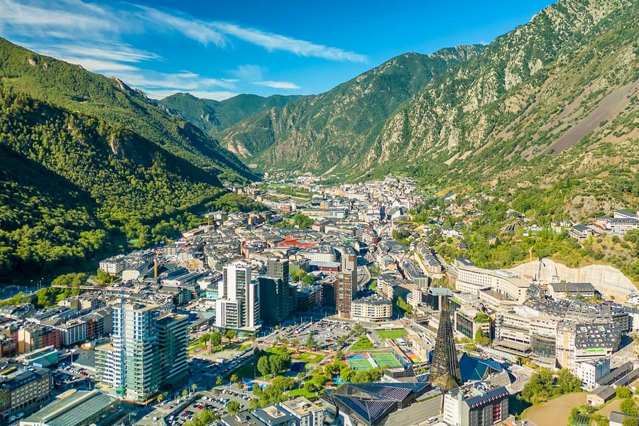 From Barcelona: Guided Day Trip to Andorra, France, and Spain, Les Escaldes