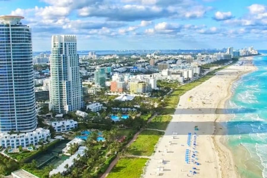 Best of Miami: Small Group Tour with Port Pickup + Airport DropOff, at Miami City Tours