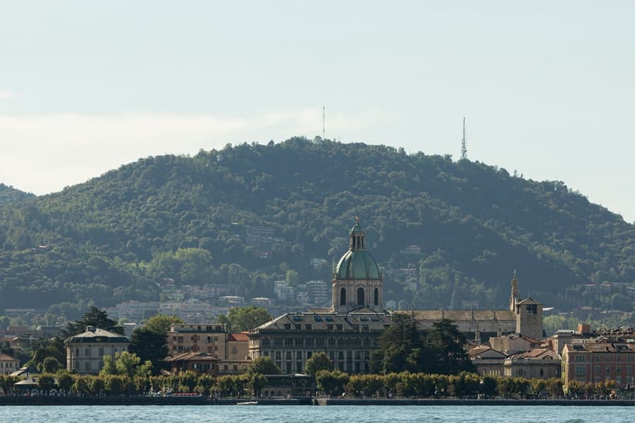 Varenna, Bellagio & Como: Guided Day Tour from Milan, at Lake Como Day Trips from Milan, Milan