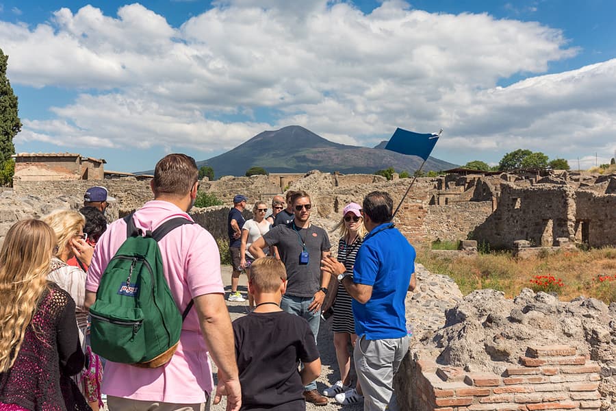 Pompeii Skip-the-Line Guided Tour, Pompeii and Naples