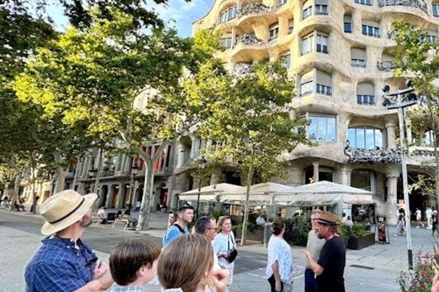 Sagrada Familia & Pedrera (Casa Mila): Small-Group Tour + Cava tickets at Sagrada Familia
