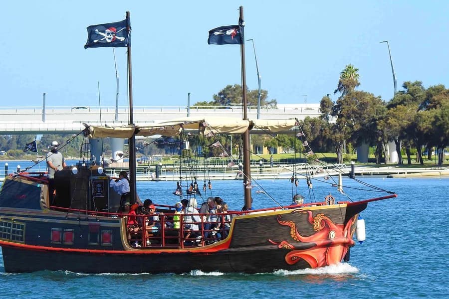 パイレーツシップ・マンダラ チケット, at The Pirate Ship Mandurah, Perth
