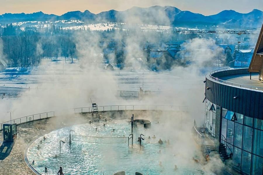 Zakopane: Guided Tour from Krakow + Thermal Baths, Funicular Ride & Food Tasting, at Day Trips in Bukowina Tatrzańska, Bukowina Tatrzańska