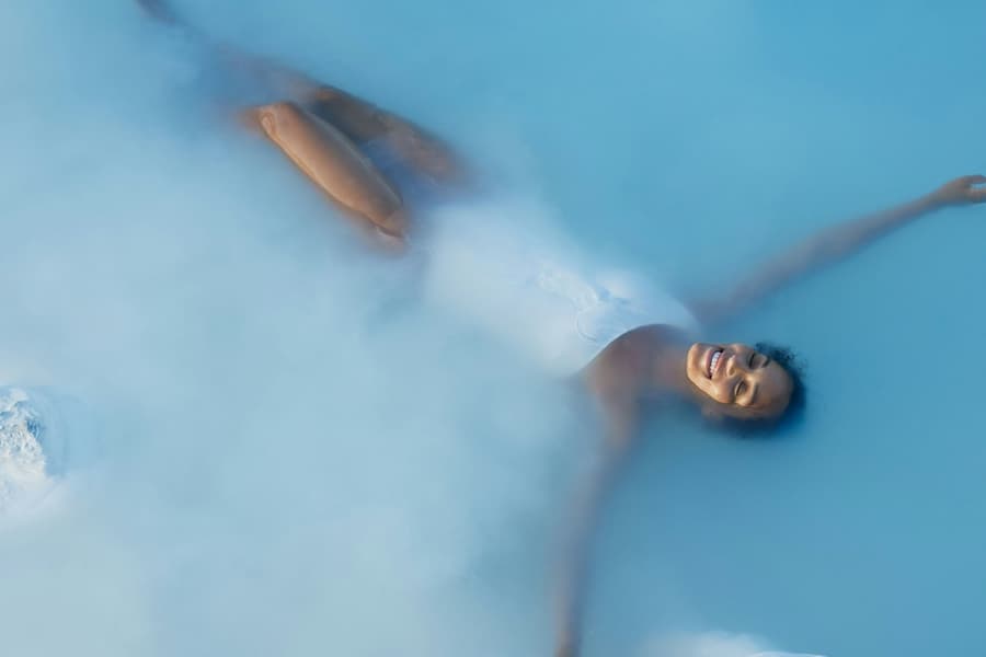 Blue Lagoon: Premium Admission with Drink, Mud Mask, Towel & Bathrobe, Grindavík