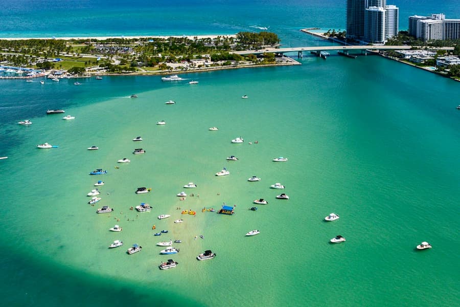 Miami Beach: 30-Minute Private Helicopter Tour from Fort Lauderdale tickets