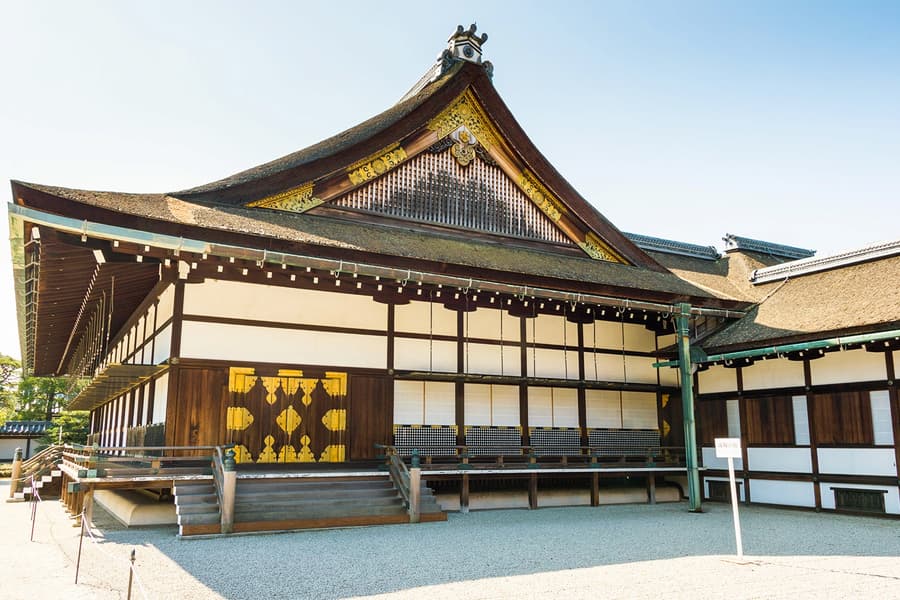 Guided Tour of Nijo Castle And Kinkaku-Ji Temple, Kyoto