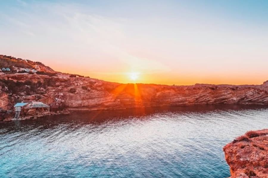 Palma de Mallorca: 4-Hr Small Group Sailing Trip + Snacks & Open Bar, Palma de Mallorca
