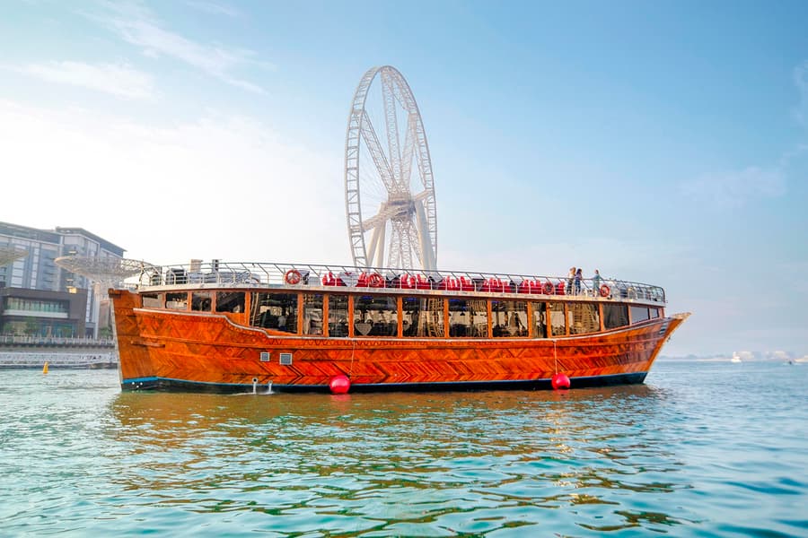 Fra Dubai Marina/Creek: 1-times sightseeing dhow-cruise med ubegrenset brus, Dubai