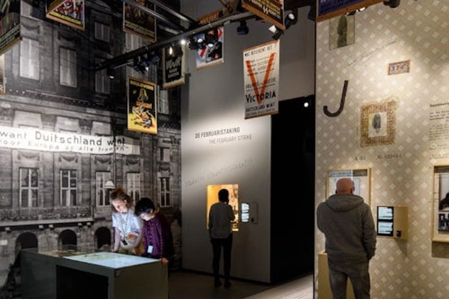 Dutch Resistance Museum: Entry Ticket + Audio Guide, at Dutch Resistance Museum