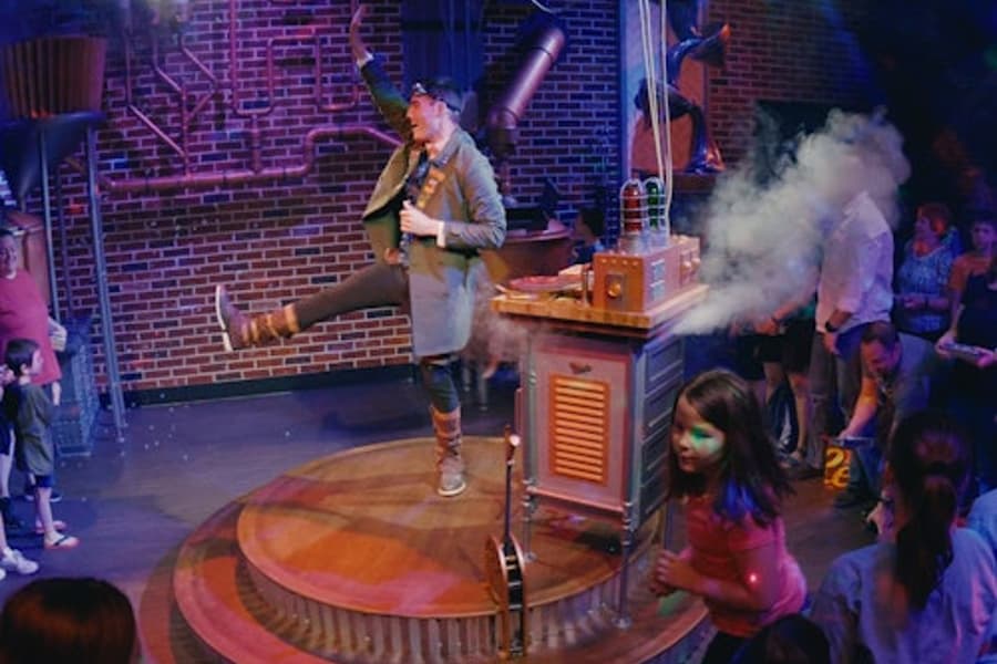 Dunia Cokelat Hershey: Hershey yang Telah Dibuka, at Hershey's Chocolate World, Hershey