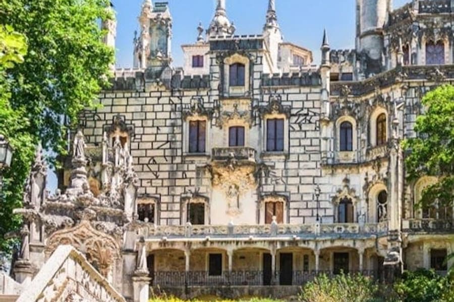 Sintra ve Quinta da Regaleira: Rehberli Tur + Transfer, Lisbon and Sintra
