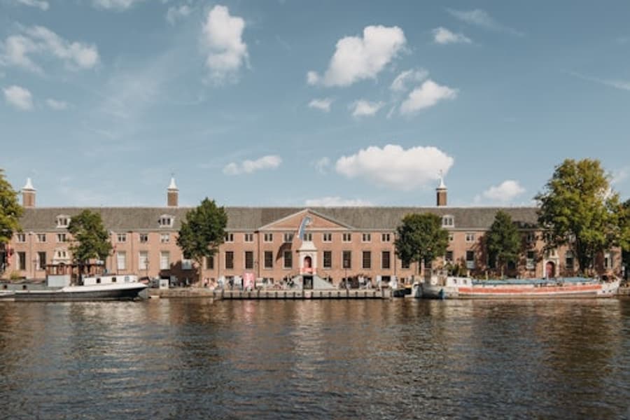 H'ART Museum Amsterdam, at H'ART Museum Amsterdam