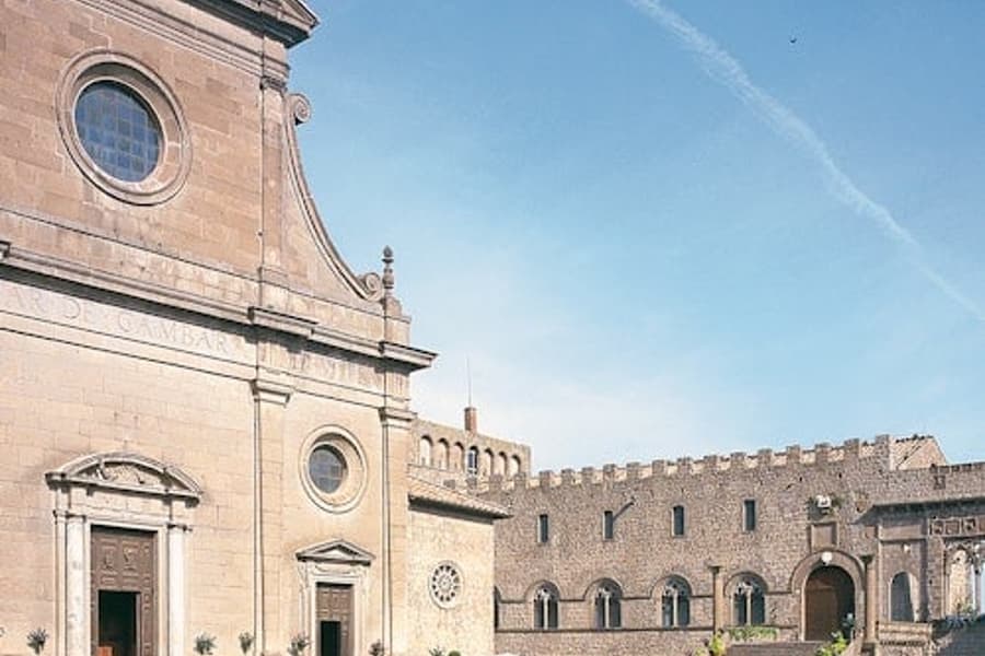 पॉप्स का महल (पोलो मोन्यूमेंटल कोल डेल डुओमो): लाइन से बचें, at Palace of the Popes of Viterbo, Viterbo