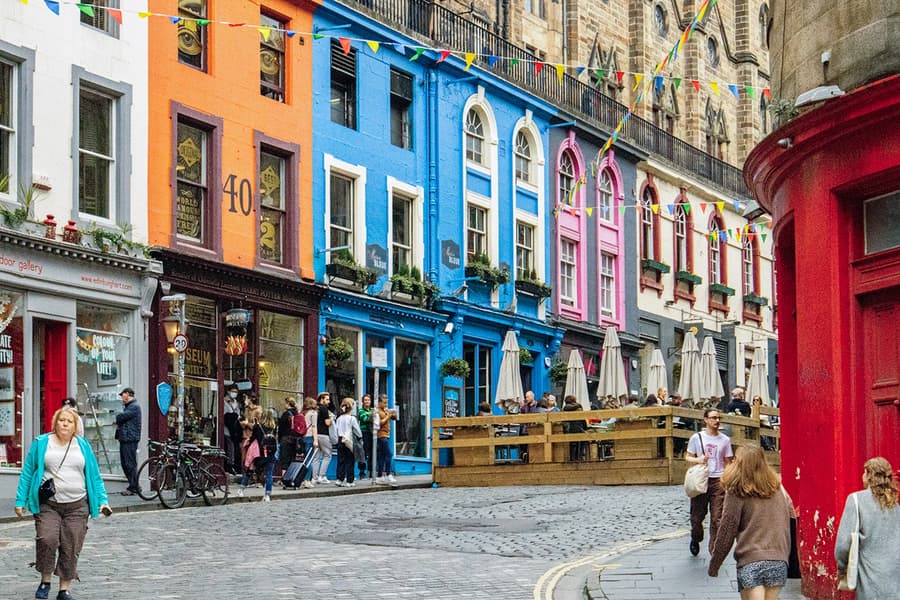 Edimburg: Tour a peu de Harry Potter amb entrada al Castell d'Edimburg, at Tron Kirk Royal Mile Market, Edinburgh