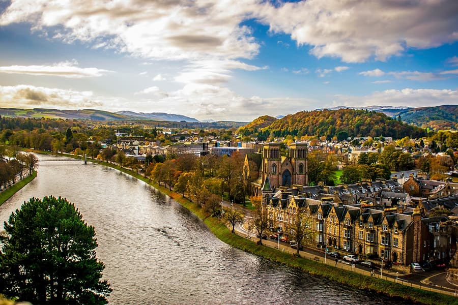 From Edinburgh: Loch Ness, Inverness & The Highlands 2-Day Guided Tour, Edinburgh