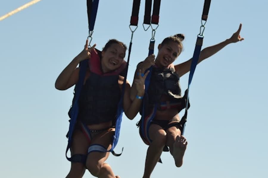 Hurghada: Pengalaman Parasailing Terpandu + Transfer Pulang-Pergi, Hurghada