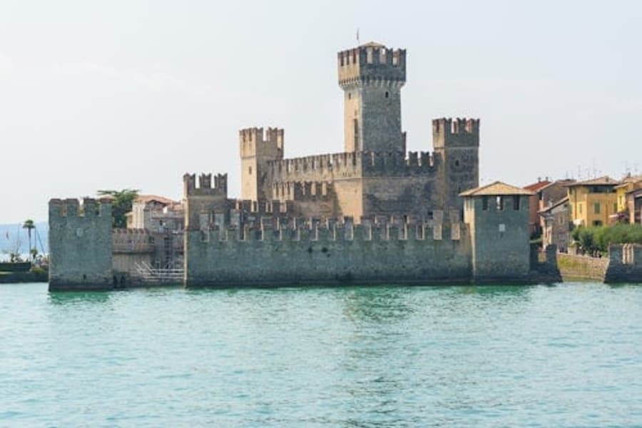 Lake Garda: 4-Oras na Paglalakbay sa Bangka na may Hintuan sa Sirmione, Sirmione