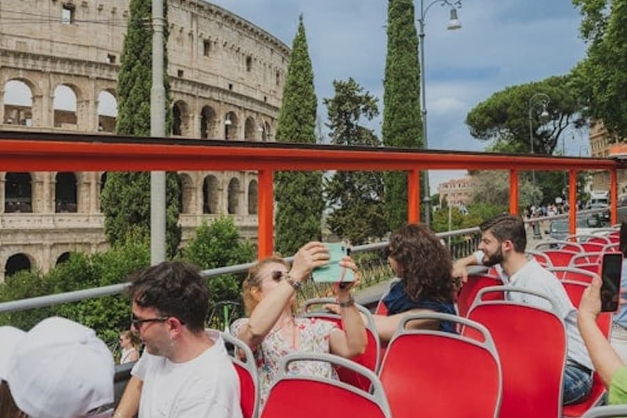 Roma: Ônibus Hop-on Hop-off + Traslados de Civitavecchia, at Rome Day Trips from Civitavecchia, Civitavecchia