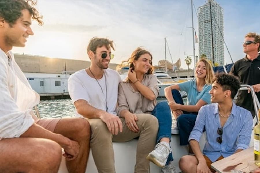 Barcelona: 2-Hr Private Sailboat Tour with Drinks & Snacks