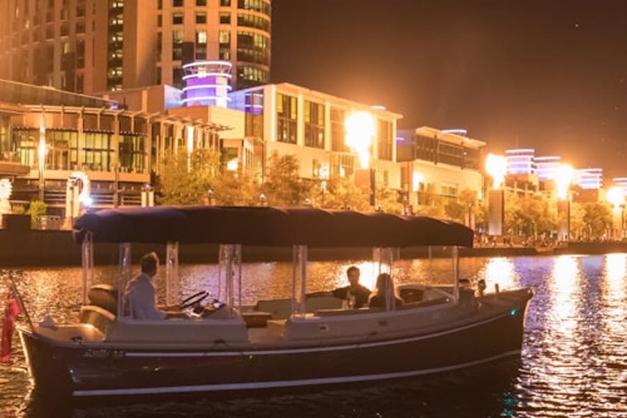 Private Crown Flames: Cruise