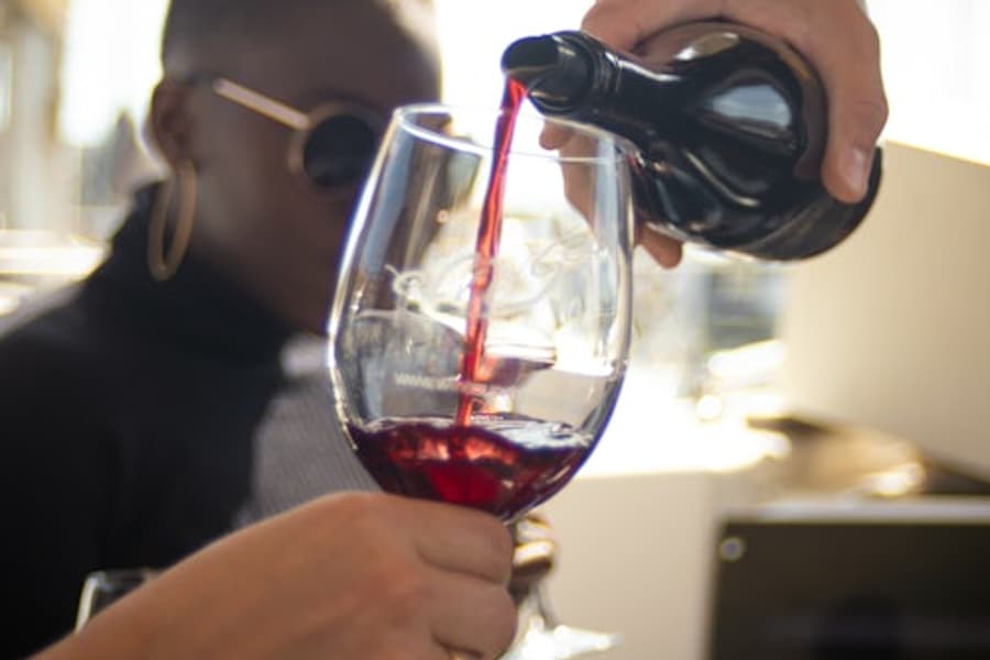 Barcelona: 2-Hr Premium Small-Group Sailing with Wine Tasting