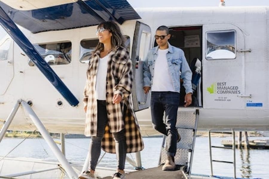 Victoria: Extended Scenic Seaplane Tour - City, Coast & Islands